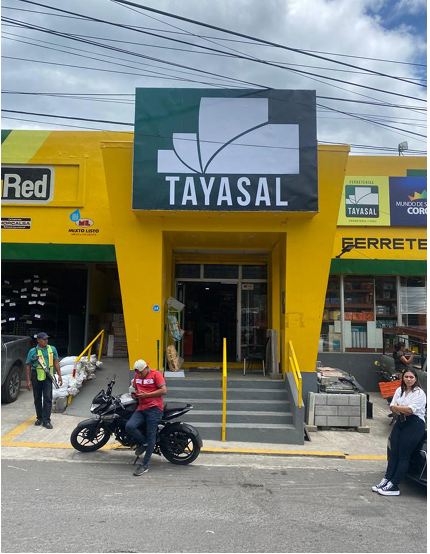 Fachadas y tiendas comerciales