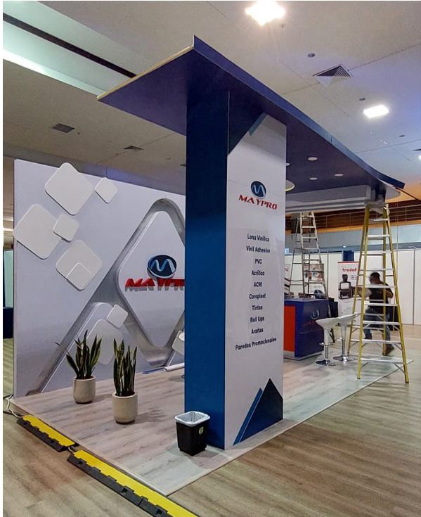 Stand publicitario